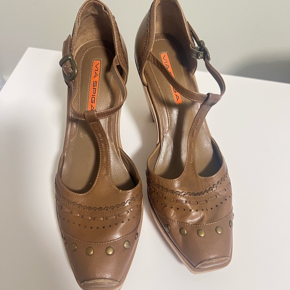 Via Spiga Shoes - Via Spiga Tan T-Strap Heels